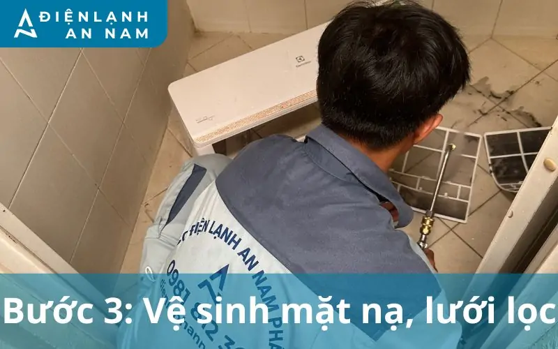 Bước 3 vệ sinh mặt nạ, lưới lọc